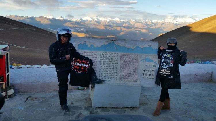 This image has an empty alt attribute; its file name is 005-tee-everest-before-ebc.jpg