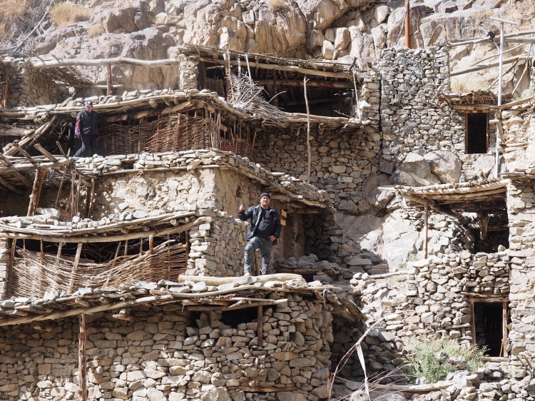 This image has an empty alt attribute; its file name is abandon-pakistan-village-1-1.jpg