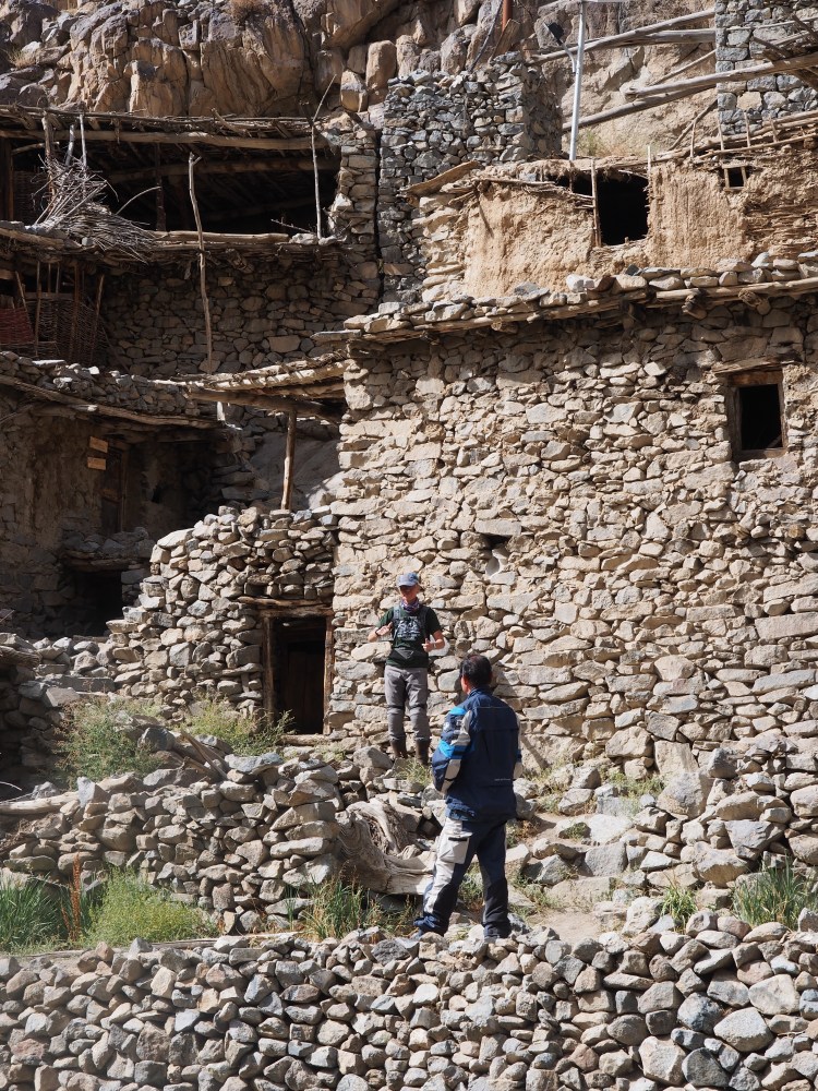 This image has an empty alt attribute; its file name is abandon-pakistan-village-3-1.jpg